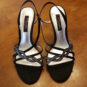 Nina Shoes Black Skinny high heel with sparkle